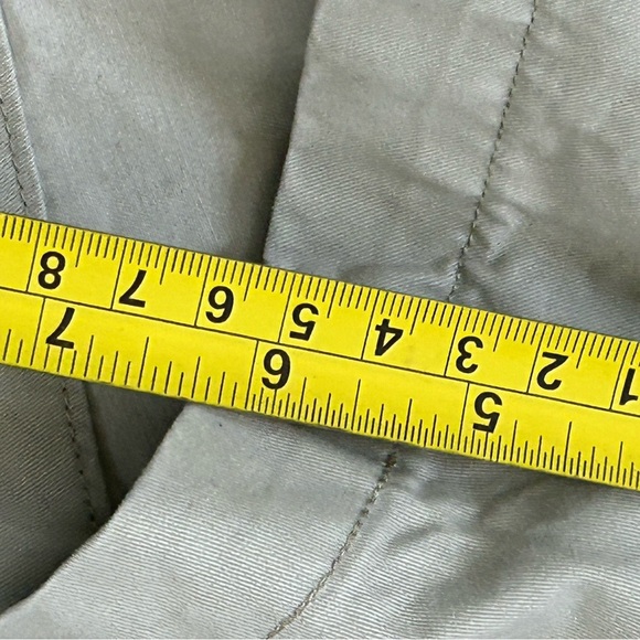 Levi Strauss Women's Gray Casual Shorts with Drawstring Sz 28 - Picture 2 of 12